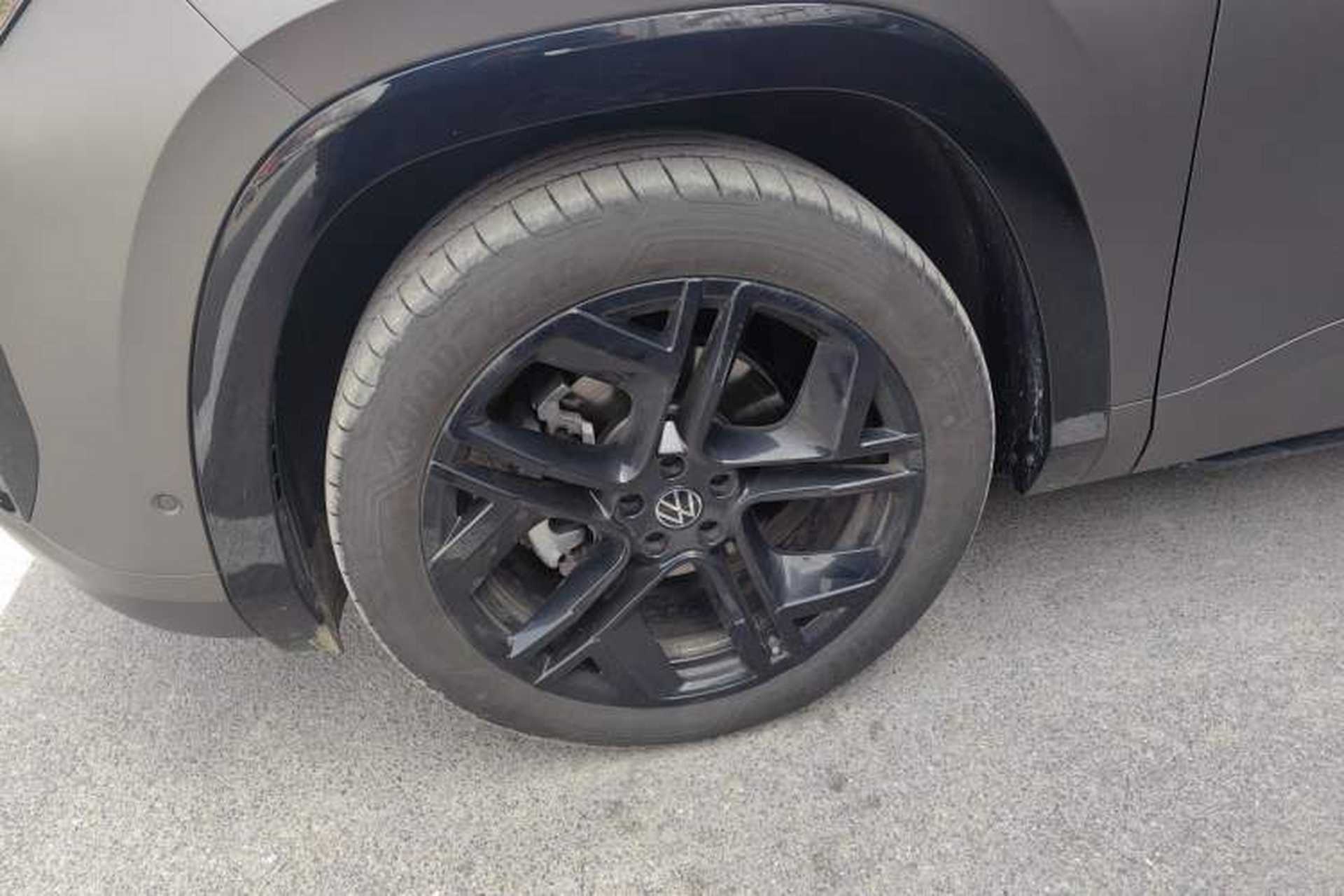 Used Volkswagen Teramont 2025 Tiguan Pro 450TSI 4Motion Crosswind Edition Left Front Wheel Hub