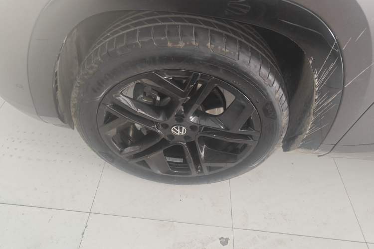 Used Volkswagen Teramont 2025 Tiguan Pro 450TSI Four-Wheel Drive Summit Edition Left Front Wheel Hub