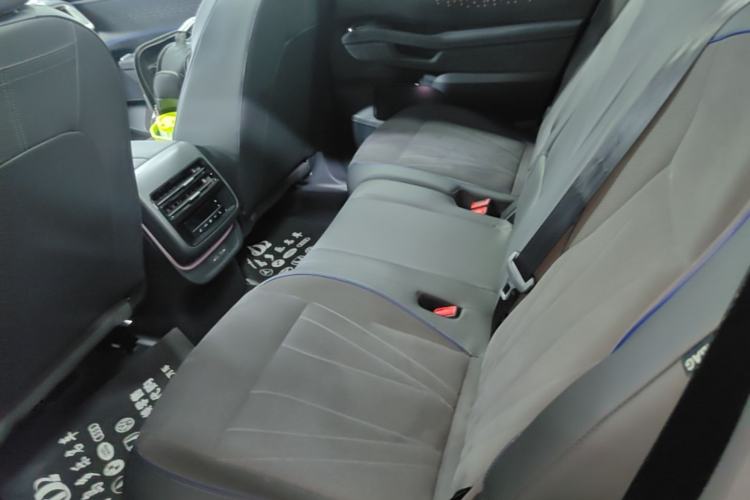 Used Volkswagen Teramont 2025 Tiguan Pro 450TSI Four-Wheel Drive Summit Edition Left Rear Seat