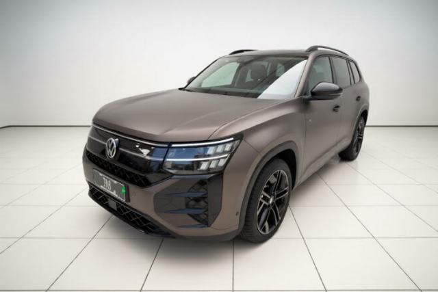 Używany Volkswagen Teramont 2025 Tiguan Pro 450TSI Four-Wheel Drive Summit Edition