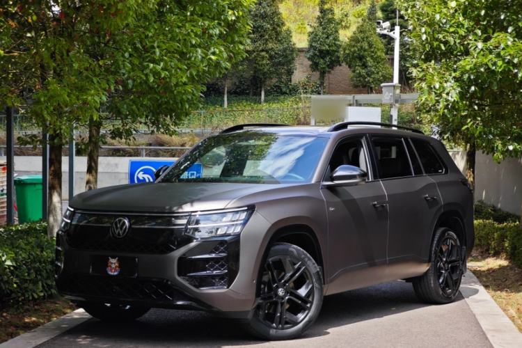 Volkswagen Teramont 2025 Tiguan Pro 450TSI Four-Wheel Drive Summit Edition