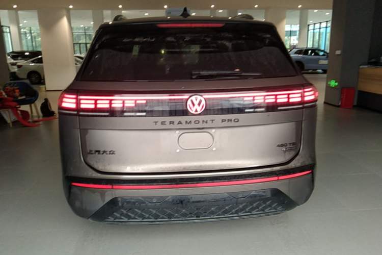 Used Volkswagen Teramont 2025 Tiguan Pro 450TSI Four-Wheel Drive Summit Edition Rear