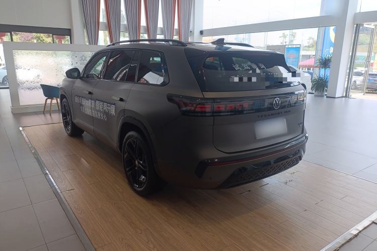 Used Volkswagen Teramont 2025 Tiguan Pro 450TSI Four-Wheel Drive Summit Edition Rear Left 45 Deg