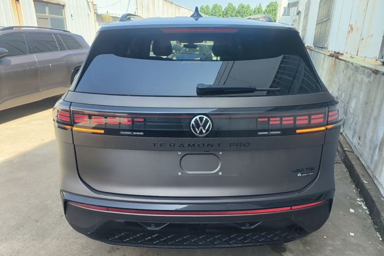 Used Volkswagen Teramont 2025 Tiguan Pro 450TSI Four-Wheel Drive Summit Edition Rear