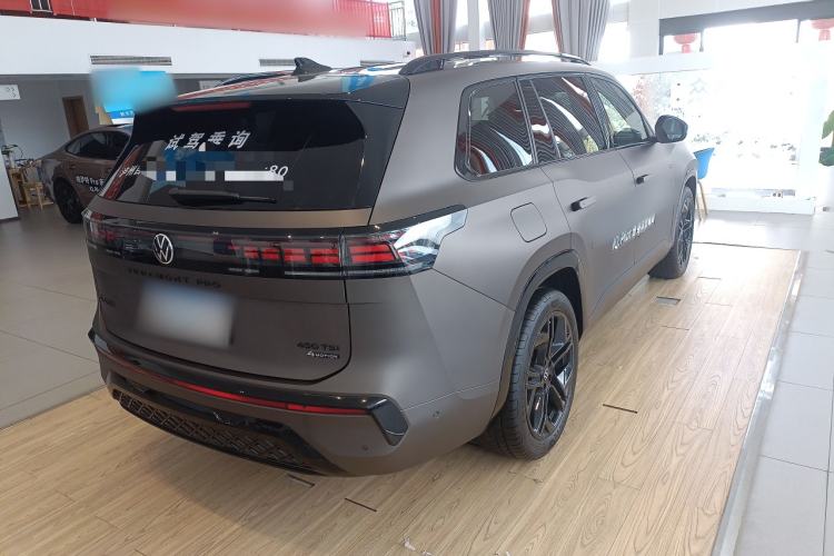 Used Volkswagen Teramont 2025 Tiguan Pro 450TSI Four-Wheel Drive Summit Edition Rear Right 45 Deg