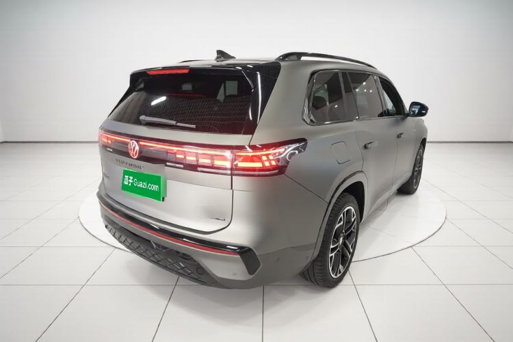 Used Volkswagen Teramont 2025 Tiguan Pro 450TSI Four-Wheel Drive Summit Edition Rear Right 45 Deg