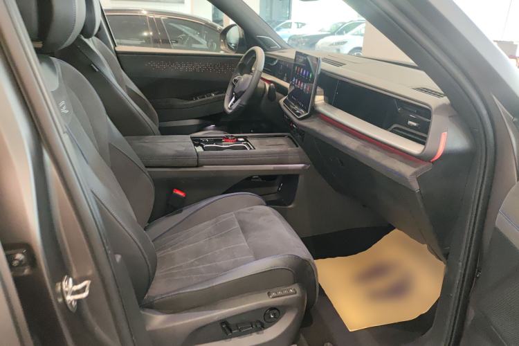 Used Volkswagen Teramont 2025 Tiguan Pro 450TSI Four-Wheel Drive Summit Edition Right Front Seat