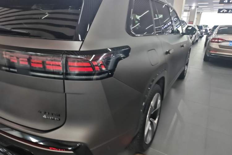 Used Volkswagen Teramont 2025 Tiguan Pro 450TSI Four-Wheel Drive Summit Edition Right Rear Taillight