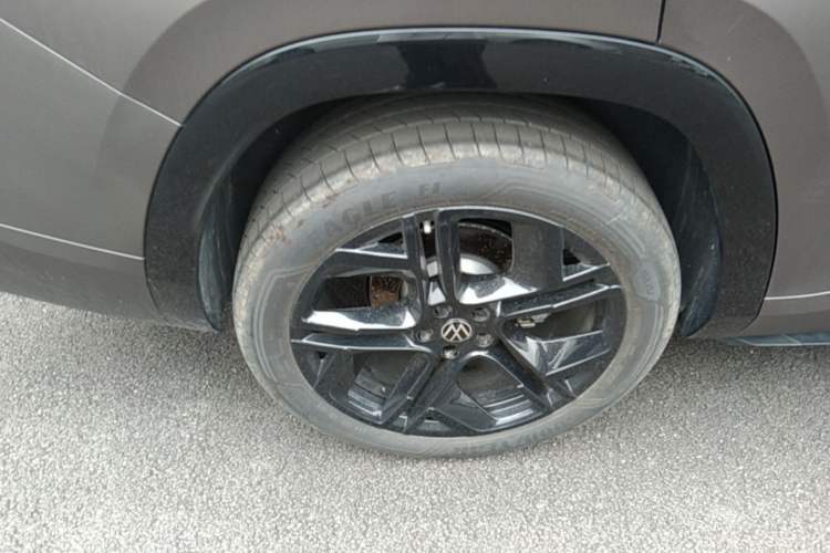 Used Volkswagen Teramont 2025 Tiguan Pro 450TSI Four-Wheel Drive Summit Edition Right Rear Wheel Hub