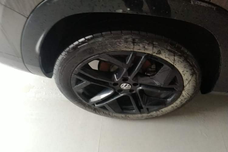 Used Volkswagen Teramont 2025 Tiguan Pro 450TSI Four-Wheel Drive Summit Edition Right Rear Wheel Hub