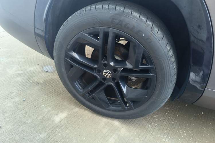 Used Volkswagen Teramont 2025 Tiguan Pro 450TSI Four-Wheel Drive Summit Edition Right Rear Wheel Hub