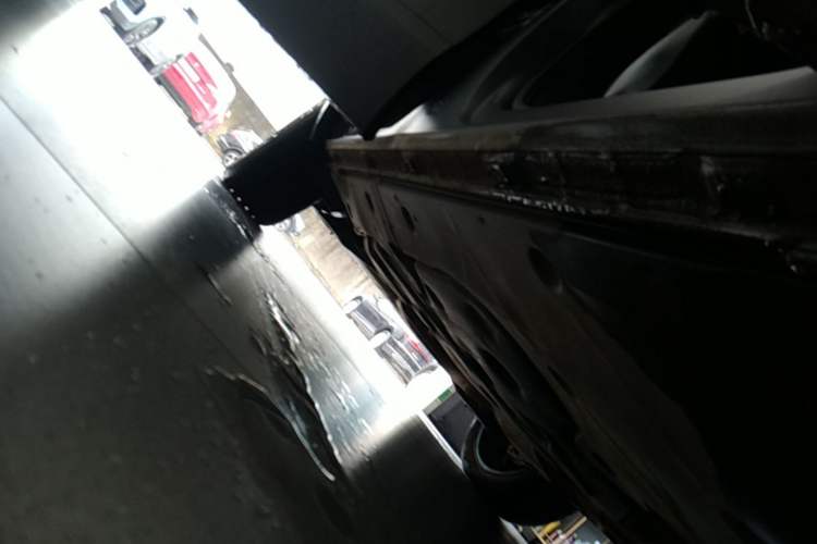 Used Volkswagen Teramont 2025 Tiguan Pro 450TSI Four-Wheel Drive Summit Edition Right Side Sill