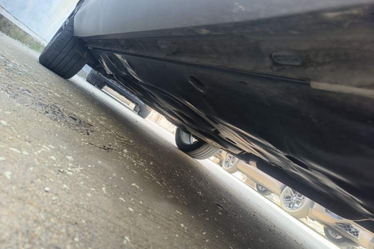 Used Volkswagen Teramont 2025 Tiguan Pro 450TSI Four-Wheel Drive Summit Edition Right Side Sill