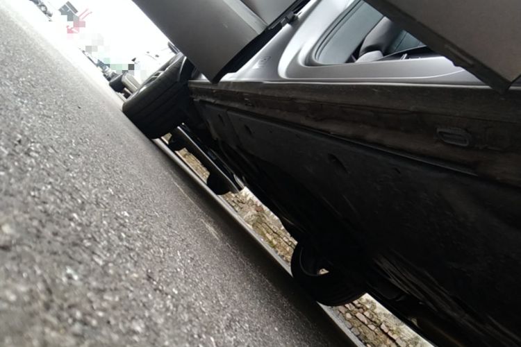 Used Volkswagen Teramont 2025 Tiguan Pro 450TSI Four-Wheel Drive Summit Edition Right Side Sill