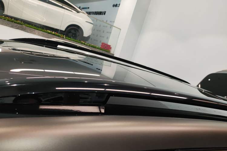 Used Volkswagen Teramont 2025 Tiguan Pro 450TSI Four-Wheel Drive Summit Edition Roof