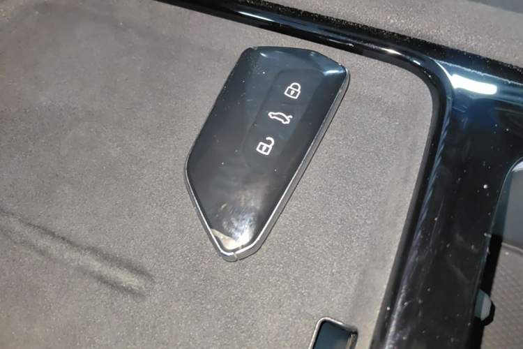 Used Volkswagen Teramont 2025 Tiguan Pro 450TSI Four-Wheel Drive Summit Edition Vehicle Key