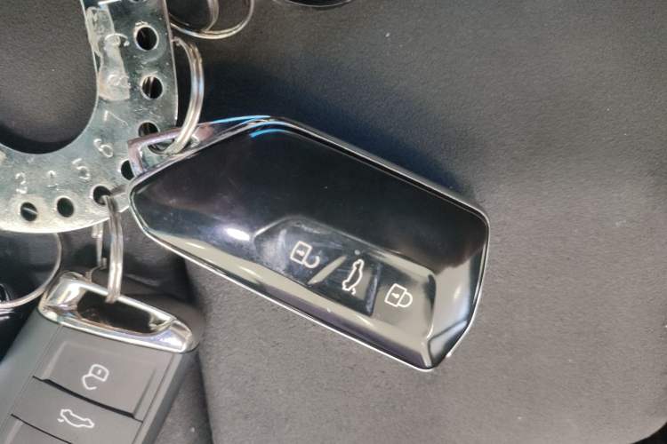 Used Volkswagen Teramont 2025 Tiguan Pro 450TSI Four-Wheel Drive Summit Edition Vehicle Key