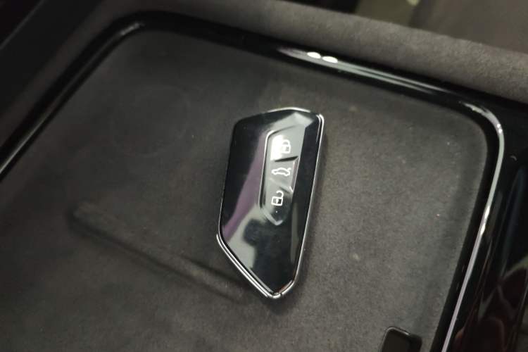 Used Volkswagen Teramont 2025 Tiguan Pro 450TSI Four-Wheel Drive Summit Edition Vehicle Key