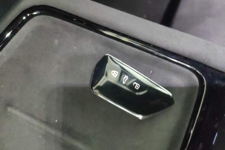 Used Volkswagen Teramont 2025 Tiguan Pro 450TSI Four-Wheel Drive Summit Edition Vehicle Key