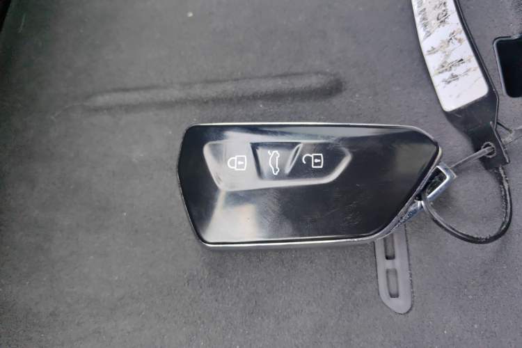 Used Volkswagen Teramont 2025 Tiguan Pro 450TSI 4Motion Crosswind Edition Vehicle Key