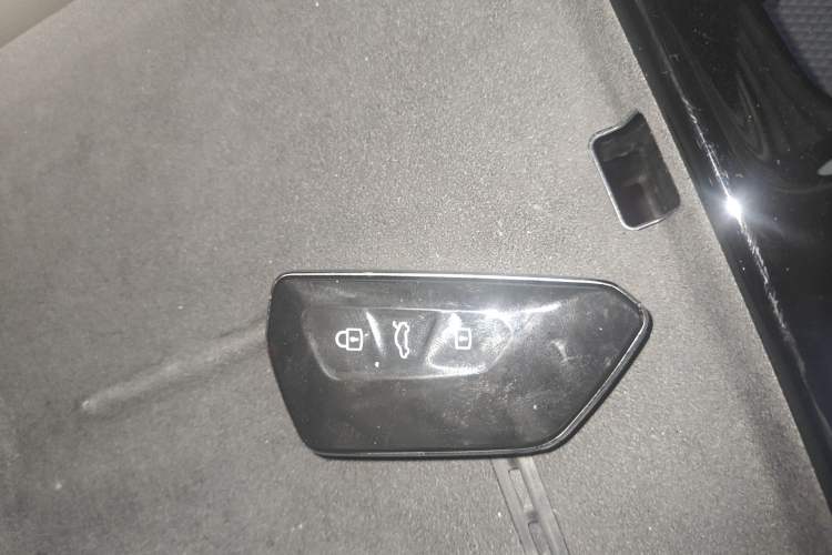 Used Volkswagen Teramont 2025 Tiguan Pro 450TSI Four-Wheel Drive Summit Edition Vehicle Key
