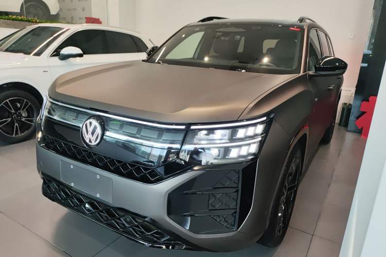 Used Volkswagen Teramont 2025 Tiguan Pro 450TSI Four-Wheel Drive Summit Edition Guazi used car, China used car export, Used car for sale, Used cars, Cheapest cars for sale