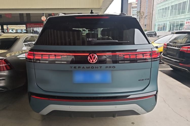 Used Volkswagen Teramont 2025 Tiguan Pro 450TSI 4Motion Crosswind Edition Rear