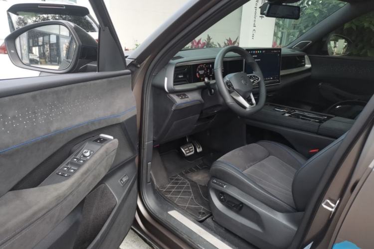 Used Volkswagen Teramont 2025 Tiguan Pro 450TSI Four-Wheel Drive Summit Edition Driver Seat