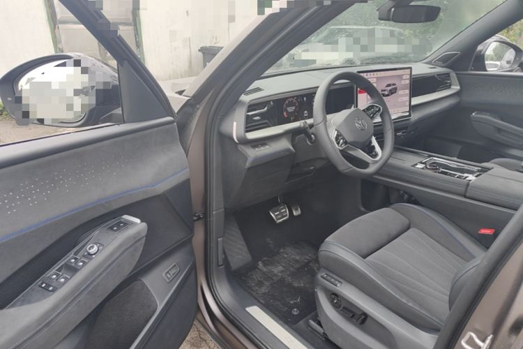 Used Volkswagen Teramont 2025 Tiguan Pro 450TSI Four-Wheel Drive Summit Edition Driver Seat