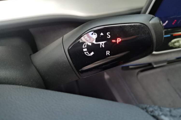 Used Volkswagen Teramont 2025 Tiguan Pro 450TSI Four-Wheel Drive Summit Edition Gear Lever