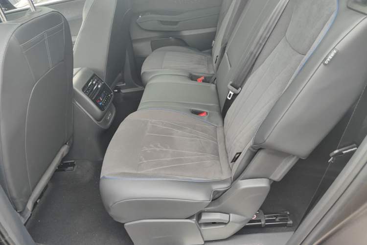 Used Volkswagen Teramont 2025 Tiguan Pro 450TSI Four-Wheel Drive Summit Edition Left Rear Seat