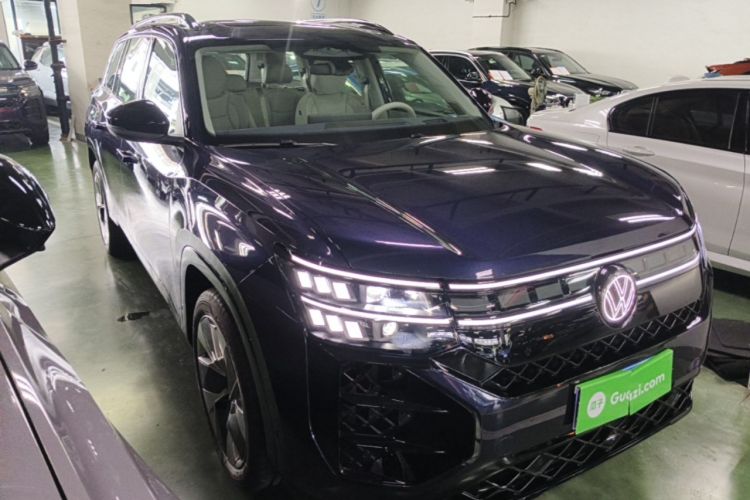Used Volkswagen Teramont 2025 Tiguan Pro 450TSI 4Motion Crosswind Edition Front Right 45 Deg