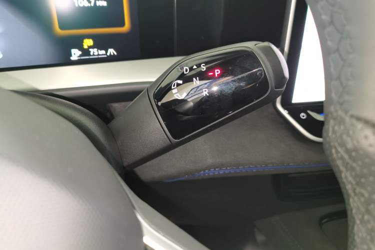 Used Volkswagen Teramont 2025 Tiguan Pro 450TSI Four-Wheel Drive Summit Edition Gear Lever