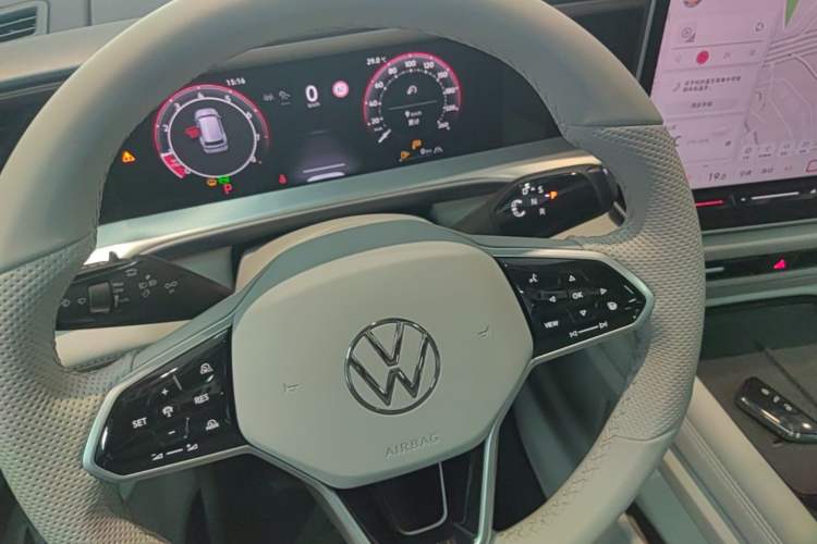 Used Volkswagen Teramont 2025 Tiguan Pro 450TSI 4Motion Crosswind Edition Gear Lever