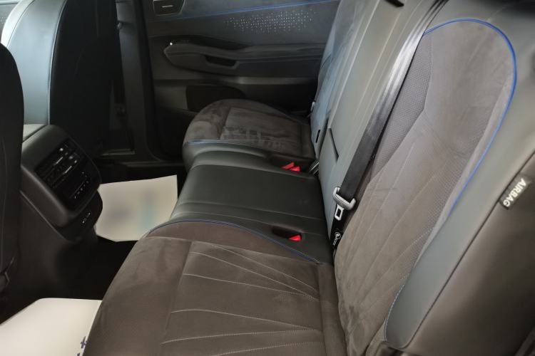 Used Volkswagen Teramont 2025 Tiguan Pro 450TSI Four-Wheel Drive Summit Edition Left Rear Seat