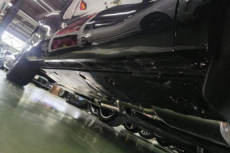 Used Volkswagen Teramont 2025 Tiguan Pro 450TSI 4Motion Crosswind Edition Left Side Sill