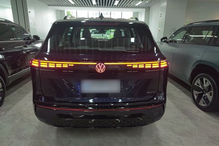 Used Volkswagen Teramont 2025 Tiguan Pro 450TSI 4Motion Crosswind Edition Rear