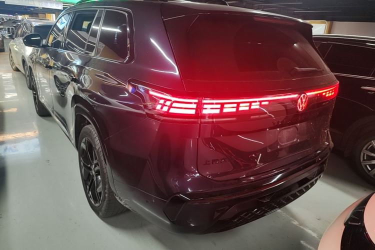 Used Volkswagen Teramont 2025 Tiguan Pro 450TSI Four-Wheel Drive Summit Edition Rear Left 45 Deg