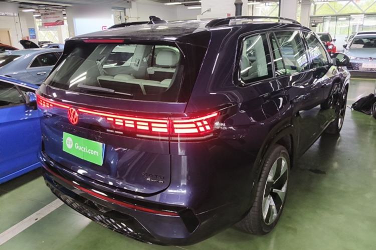 Used Volkswagen Teramont 2025 Tiguan Pro 450TSI 4Motion Crosswind Edition Rear Right 45 Deg