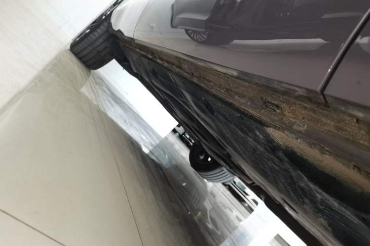 Used Volkswagen Teramont 2025 Tiguan Pro 450TSI Four-Wheel Drive Summit Edition Right Side Sill