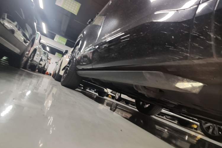 Used Volkswagen Teramont 2025 Tiguan Pro 450TSI Four-Wheel Drive Summit Edition Right Side Sill