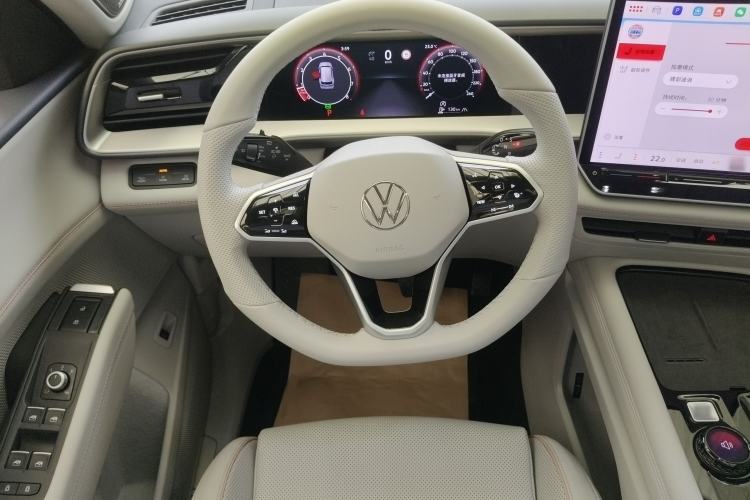 Used Volkswagen Teramont 2025 Tiguan Pro 450TSI 4Motion Crosswind Edition Steering Wheel