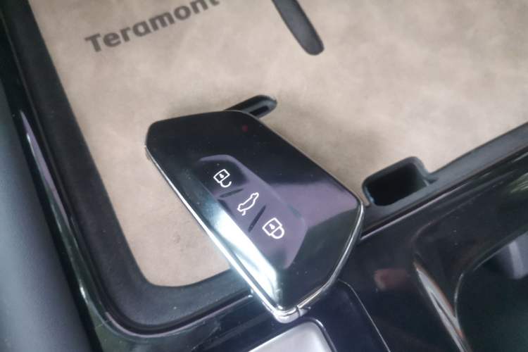 Used Volkswagen Teramont 2025 Tiguan Pro 450TSI 4Motion Crosswind Edition Vehicle Key