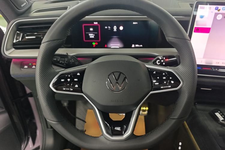 Used Volkswagen Teramont 2025 Tiguan Pro 450TSI Four-Wheel Drive Summit Edition Steering Wheel