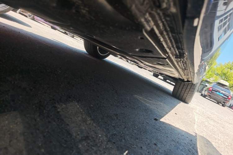 Used Volkswagen Teramont 2026 Model, Tiguan Pro 380TSI Two-Wheel Drive Cross-Country Edition Chassis Rear Right