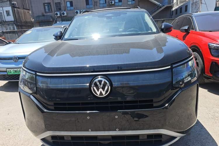 Used Volkswagen Teramont 2026 Model, Tiguan Pro 380TSI Two-Wheel Drive Cross-Country Edition Front