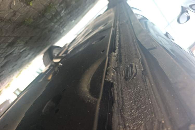 Used Volkswagen Teramont 2026 Model, Tiguan Pro 450TSI Four-Wheel Drive Summit Edition Left Side Sill