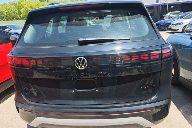 Used Volkswagen Teramont 2026 Model, Tiguan Pro 380TSI Two-Wheel Drive Cross-Country Edition Rear