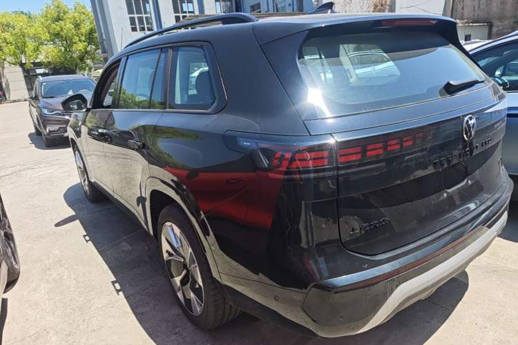 Used Volkswagen Teramont 2026 Model, Tiguan Pro 380TSI Two-Wheel Drive Cross-Country Edition Rear Left 45 Deg