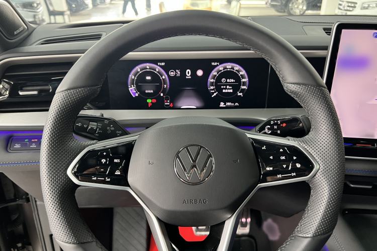 Used Volkswagen Teramont 2026 Model, Tiguan Pro 450TSI Four-Wheel Drive Summit Edition Steering Wheel